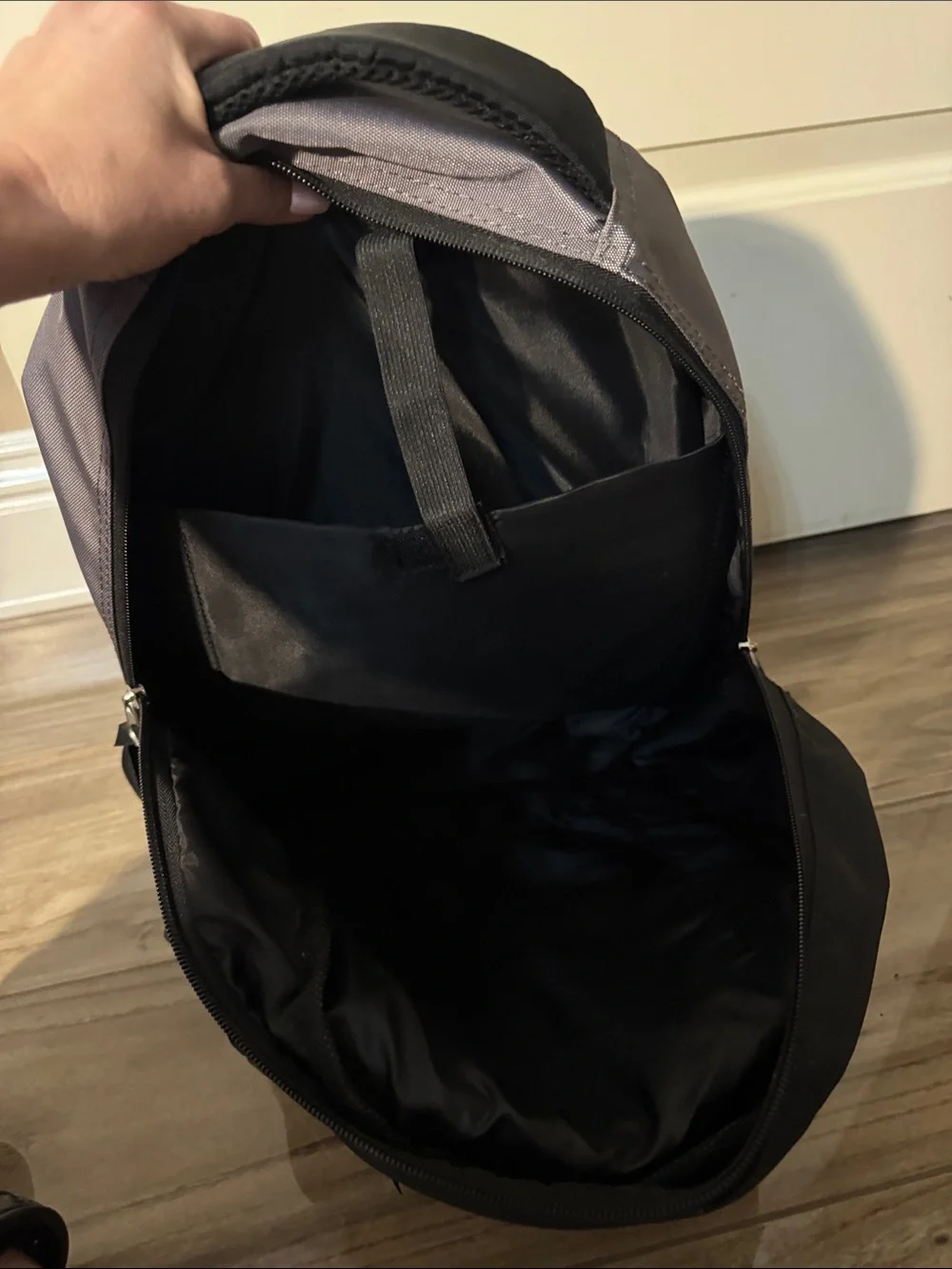 SilverSea Gray Black Men's Top Handle 3 zippered compartments Backpack